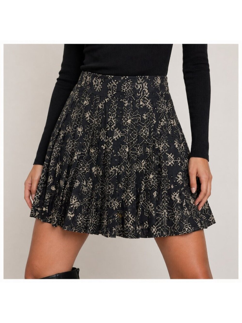 Gap Pleated Mini Skirt Black Charcoal Print A-Line Preppy Chic Size 6 Lined - Picture 2 of 14